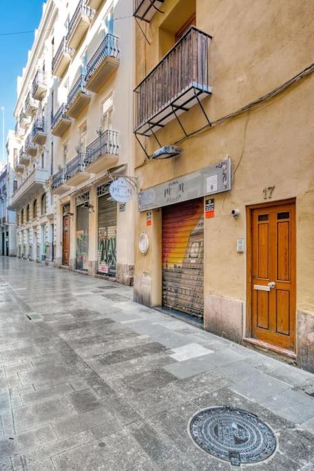 Precioso Loft, Ubicado En El Corazon De Valencia Apartment Exterior photo